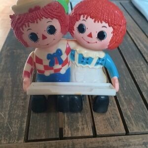 1975 Bobbs_Merrill Co. Raggedy Ann & Andy Calendar And Pencil Holder C2